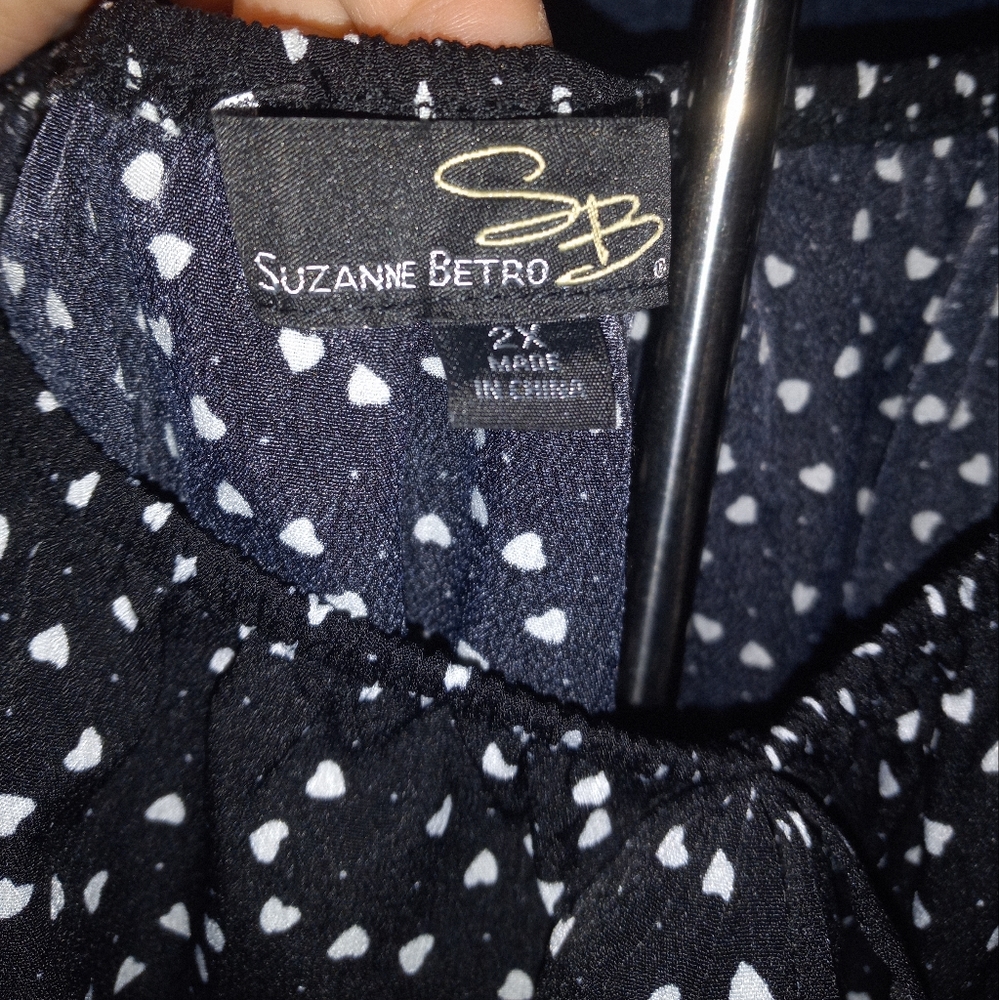 Blouse - Picture 2 of 3